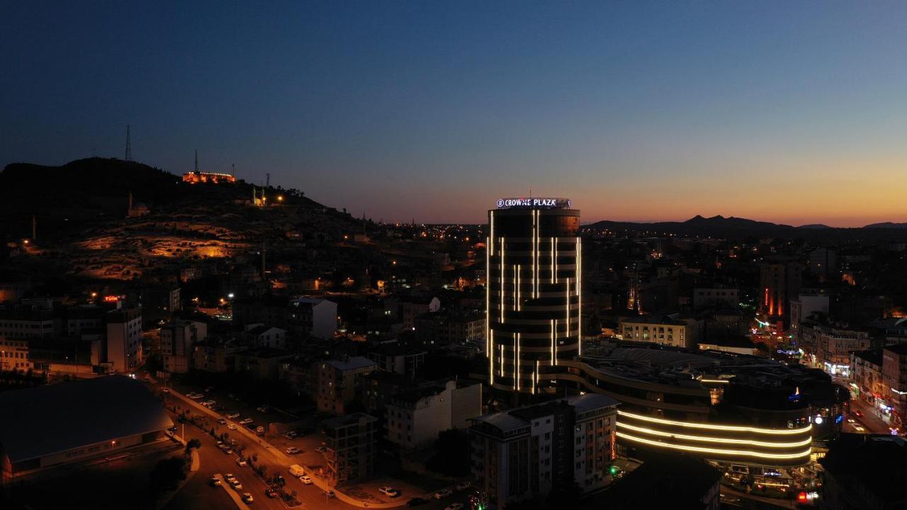 คราวน์ พลาซา คัปปาโดเชีย - เนฟเซฮีร์ Hotel เนฟซิเฮียร์ ภายนอก รูปภาพ
