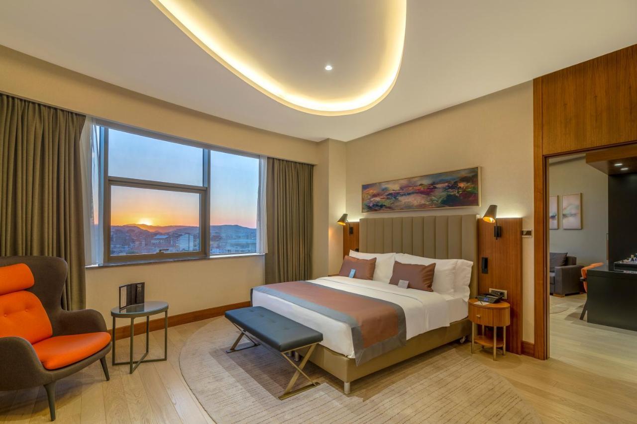 คราวน์ พลาซา คัปปาโดเชีย - เนฟเซฮีร์ Hotel เนฟซิเฮียร์ ห้อง รูปภาพ
