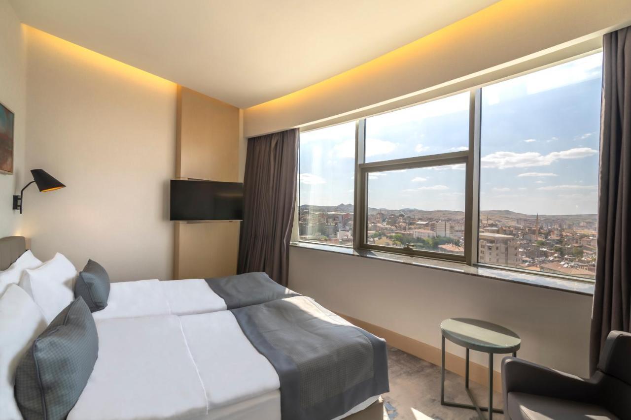 คราวน์ พลาซา คัปปาโดเชีย - เนฟเซฮีร์ Hotel เนฟซิเฮียร์ ภายนอก รูปภาพ